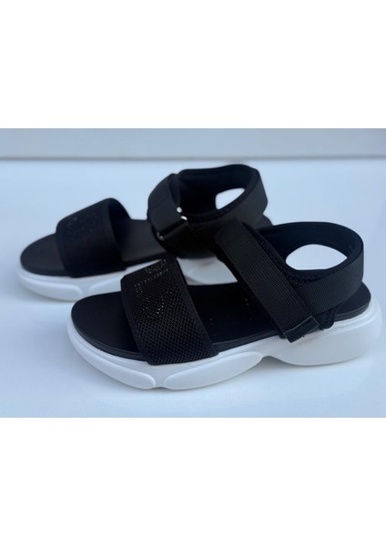 INT1223Y012 Kadın Siyah Sandalet