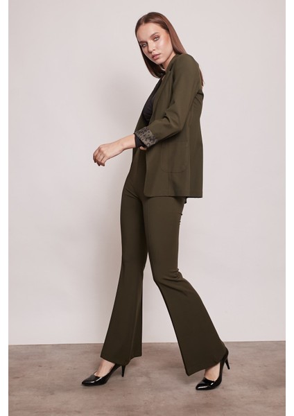 Yakalı Cepli Uzun Kol Katlamalı Blazer Kumaş Ceket fırsatları
