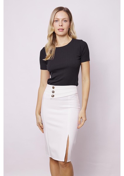 Kadın Yüksek Bel Gold Metal Düğme Detaylı Önden Yırtmaçlı Diz Altı Hafif Likralı Kumaş Kalem Etek-Krem