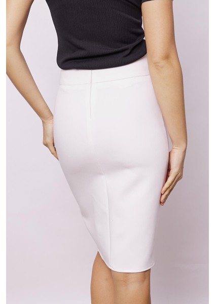 Kadın Yüksek Bel Gold Metal Düğme Detaylı Önden Yırtmaçlı Diz Altı Hafif Likralı Kumaş Kalem Etek-Krem fırsatları