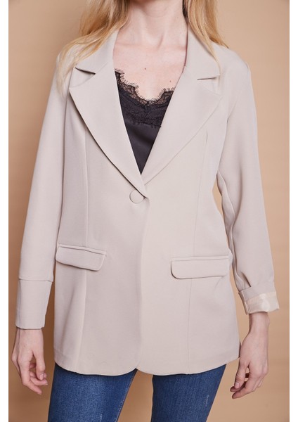 Yakalı Kolu Katlamalı Cep Kapaklı Salaş Boyfriend Oversize Hafif Likralı Kumaş Blazer Ceket-Taş fırsatları