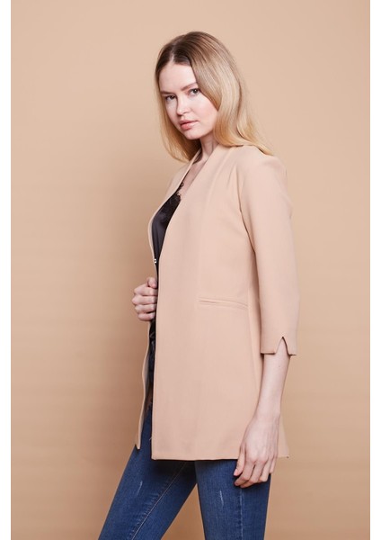 Hakim Yaka Flato Cepli Kolu Yırtmaçlı Uzun Blazer Pamuklu Likralı Kumaş Ceket -Camel fiyatları