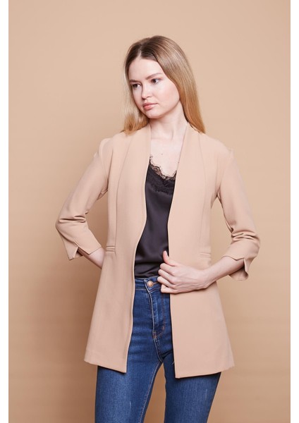 Hakim Yaka Flato Cepli Kolu Yırtmaçlı Uzun Blazer Pamuklu Likralı Kumaş Ceket -Camel modelleri