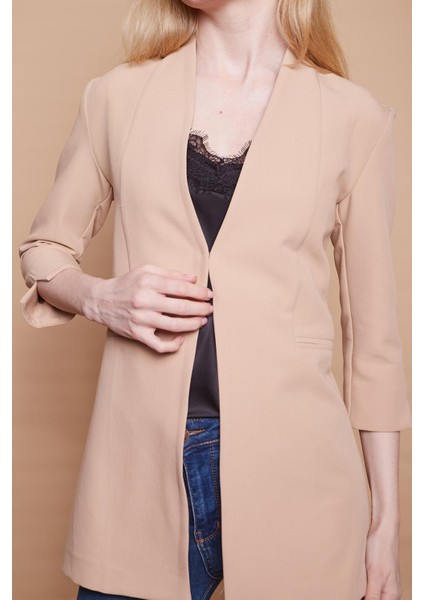 Hakim Yaka Flato Cepli Kolu Yırtmaçlı Uzun Blazer Pamuklu Likralı Kumaş Ceket -Camel indirimleri