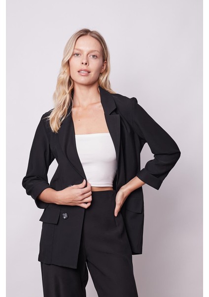 Kadın Ipeksi Dokulu Modal Kumaş Yakalı Cep Kapaklı Oversize Salaş Blazer Ceket-Siyah indirimleri