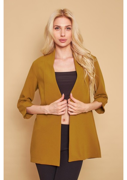 Hakim Yaka Flato Cepli Kolu Yırtmaçlı Uzun Blazer Pamuklu Likralı Kumaş Ceket-Yağ Yeşili fiyatları