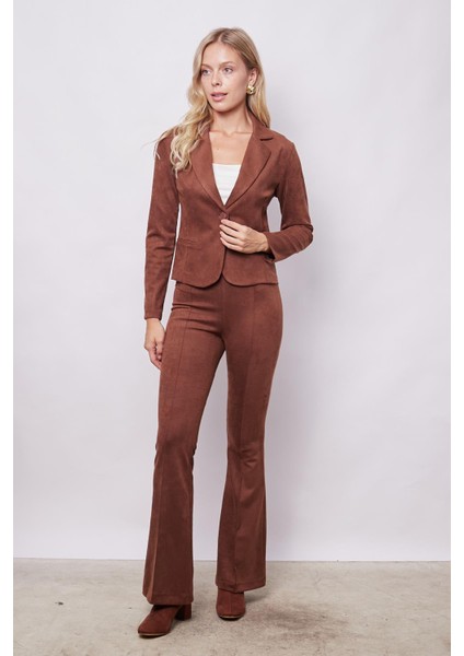 Kadın Kadife Likralı Yumuşak Dokulu Flato Cepli Uzun Kol Düğmeli Blazer Mono Ceket-Fındık Kabuğu modelleri