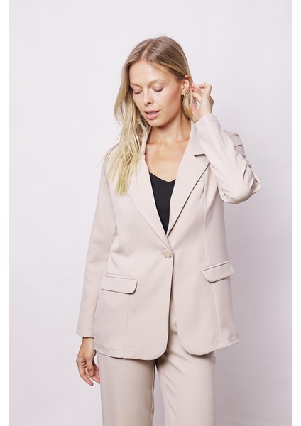Kadın Yakalı Cep Kapaklı Uzun Kol Hafif Likralı Kumaş Oversize Blazer Ceket(Pantolonu Jument 40075)-TAŞ