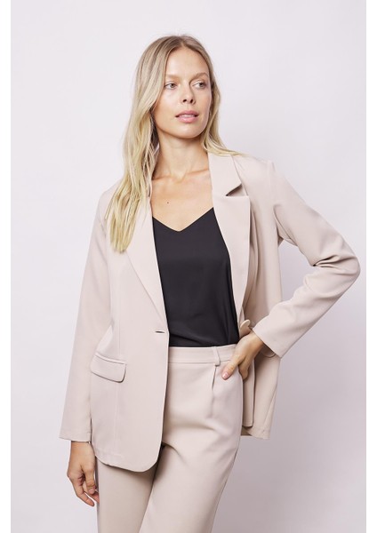 Kadın Yakalı Cep Kapaklı Uzun Kol Hafif Likralı Kumaş Oversize Blazer Ceket(Pantolonu Jument 40075)-TAŞ modelleri