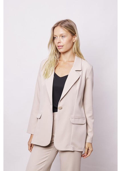 Kadın Yakalı Cep Kapaklı Uzun Kol Hafif Likralı Kumaş Oversize Blazer Ceket(Pantolonu Jument 40075)-TAŞ fırsatları