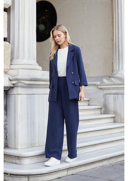 Kadın Ipeksi Dokulu Modal Kumaş Yakalı Cep Kapaklı Oversize Salaş Blazer Ceket-Lacivert indirimleri