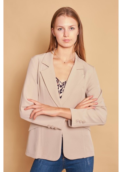 Yakalı Cep Kapaklı Uzun Kol Hafif Likralı Kumaş Ofis Blazer Ceket-Taş