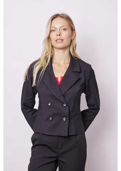 Kadın Yakalı Flato Cepli Uzun Kol Kruvaze Anvelop Hafif Likralı Kumaş Blazer Ceket-Siyah