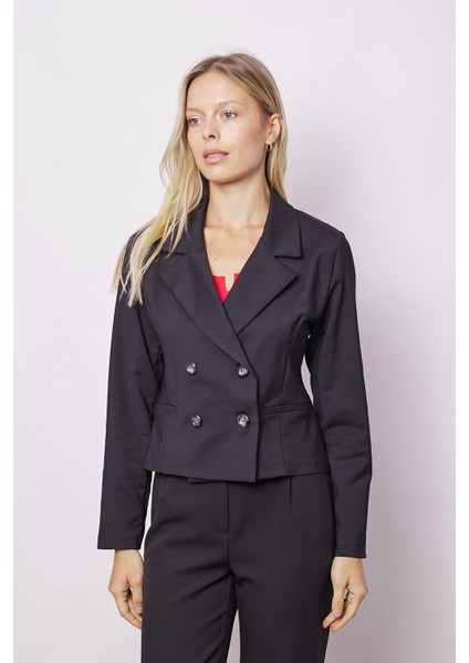 Kadın Yakalı Flato Cepli Uzun Kol Kruvaze Anvelop Hafif Likralı Kumaş Blazer Ceket-Siyah fiyatları