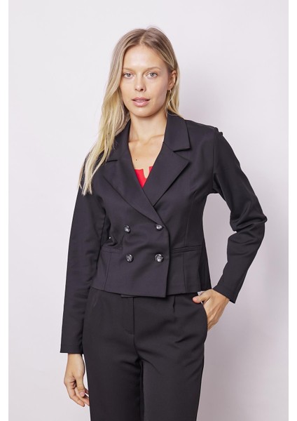 Kadın Yakalı Flato Cepli Uzun Kol Kruvaze Anvelop Hafif Likralı Kumaş Blazer Ceket-Siyah indirimleri