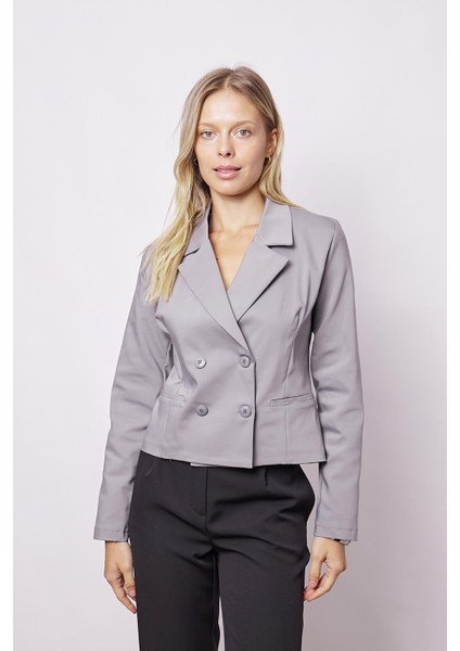 Kadın Yakalı Flato Cepli Uzun Kol Kruvaze Anvelop Hafif Likralı Kumaş Blazer Ceket-Gri