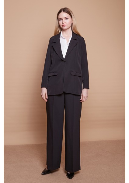 Yakalı Kolu Katlamalı Cep Kapaklı Salaş Boyfriend Oversize Hafif Likralı Kumaş Blazer Ceket-Siyah fiyatları