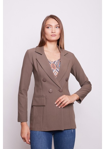 Kadın Düğme Detaylı Uzun Kol Şık Ofis Süs Cep Kapaklı Kumaş Blazer Ceket-Vizon