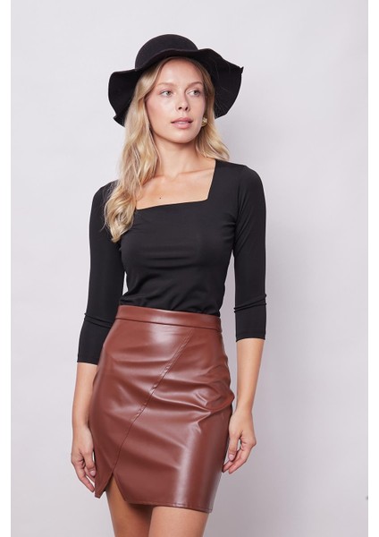 Kadın Hafif Likralı Deri Yüksek Bel Yırtmaçlı Diz Üstü Kalem Etek-Taba fırsatları