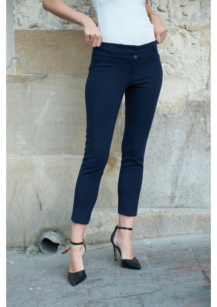 Kalın Kemerli Süs Cepli Bilek Boy Likralı Kumaş Pantolon-Lacivert fiyatları
