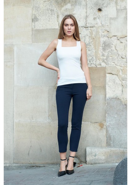 Kalın Kemerli Süs Cepli Bilek Boy Likralı Kumaş Pantolon-Lacivert modelleri