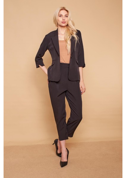 Yakalı Tek Düğmeli Kapri Kollu Kolu Yırtmaçlı Hafif Likralı Kumaş Blazer Ofis Ceket-Siyah fiyatları