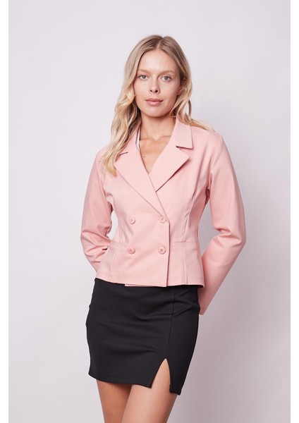 Kadın Yakalı Flato Cepli Uzun Kol Kruvaze Anvelop Hafif Likralı Kumaş Blazer Ceket-Pudra