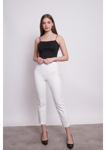 Kadın Yüksek Bel Önü Dikişli Beli Apoletli Düğmeli Boru Paça Kumaş Pantolon- Krem