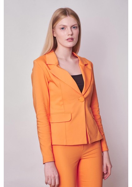 Kadın Yakalı Cep Kapaklı Uzun Kol Hafif Likralı Kumaş Blazer Ceket(Pantolon Jument 40076)-MANGO modelleri