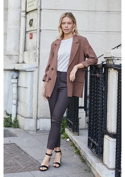 Kadın Ipeksi Dokulu Modal Kumaş Yakalı Cep Kapaklı Oversize Salaş Blazer Ceket-Kahve indirimleri