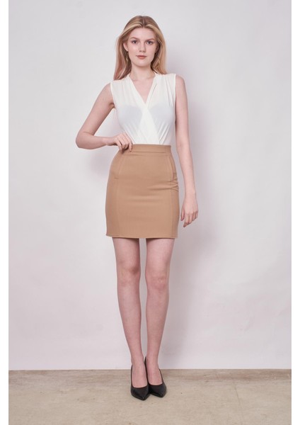 Kadın Yüksek Bel Flato Cep Görüntülü Hafif Likralı Kumaş Kısa Kalem Etek-Camel