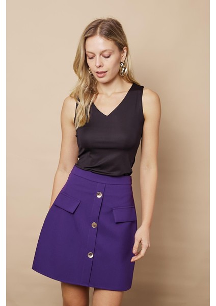 Kadın Diz Üstü Yüksek Bel Önü Düğmeli Cep Kapaklı Hafif Likralı Kumaş Çan Etek-Mor modelleri