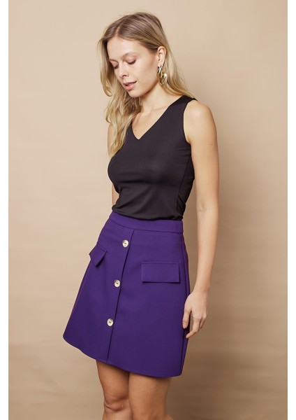 Kadın Diz Üstü Yüksek Bel Önü Düğmeli Cep Kapaklı Hafif Likralı Kumaş Çan Etek-Mor indirimleri