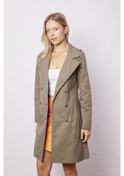 Kadın Cepli Kruvaze Anvelop Kemerli Hafif Likralı Kumaş Uzun Trençkot Ceket-Haki fırsatları