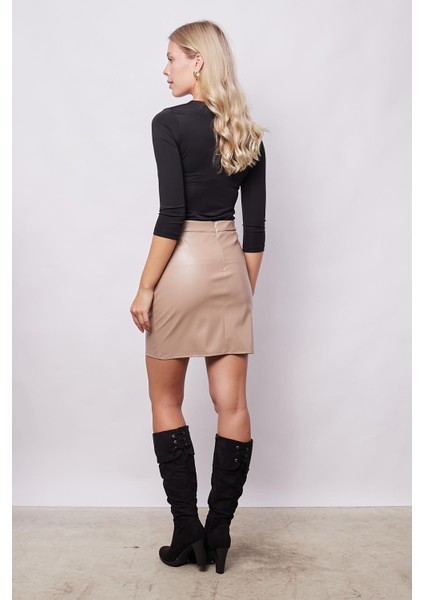 Kadın Hafif Likralı Deri Yüksek Bel Yırtmaçlı Diz Üstü Kalem Etek-Bej