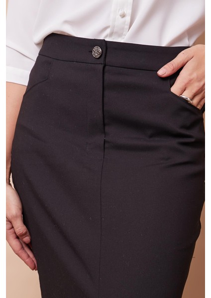 Kadın Hafif Likralı Kalın Kumaş Diz Altı Yırtmaçlı Yüksek Bel Uzun Cepli Düğmeli Kalem Etek-Siyah