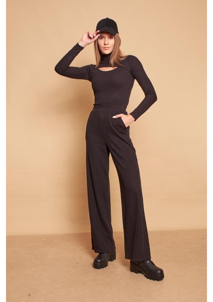 Yüksek Bel Yan Cepli Yürüyüş Triko Pantolon-Siyah