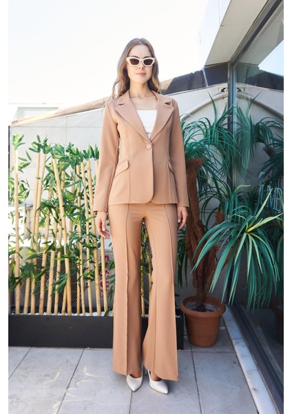 Kadın Yüksek Bel Cepli Ispanyol Paça Önü Dikişli Hafif Likralı Kumaş Pantolon(Ceket Kodu Jument 30080)-CAMEL