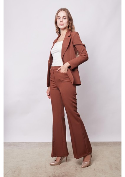 Kadın Yüksek Bel Cepli Ispanyol Paça Önü Dikişli Hafif Likralı Kumaş Pantolon(Ceket Kodu Jument 30080)-TABA modelleri