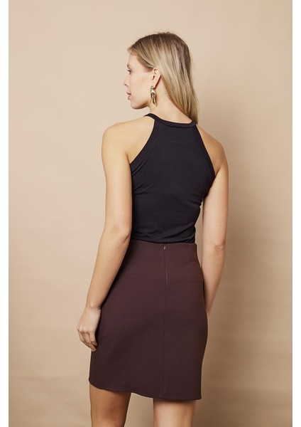 Kadın Arkadan Fermuarlı Düğme Detaylı Hafif Likralı Kumaş Diz Üstü Kalem Etek-Kahve indirimleri