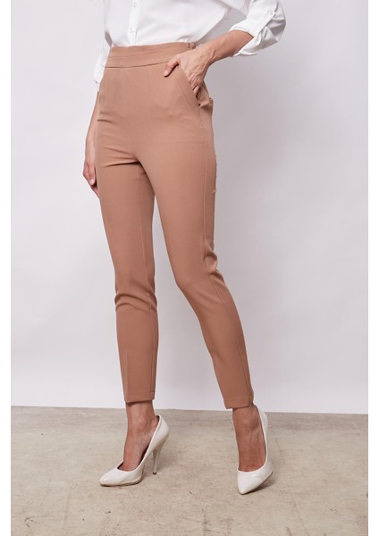 Kadın Yüksek Bel Yan Cepli Dar Paça Hafif Likralı Kumaş Pantolon-Camel modelleri