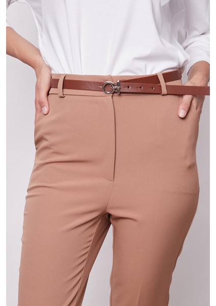 Kadın Yüksek Bel Yan Cepli Bilek Boy Kemerli Hafif Likralı Kumaş Pantolon(Kemer Dahil)-Camel indirimleri