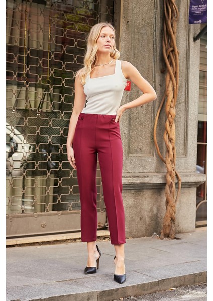 Kadın Yüksek Bel Önü Dikişli Beli Apoletli Düğmeli Boru Paça Hafif Likralı Kumaş Pantolon-Bordo indirimleri