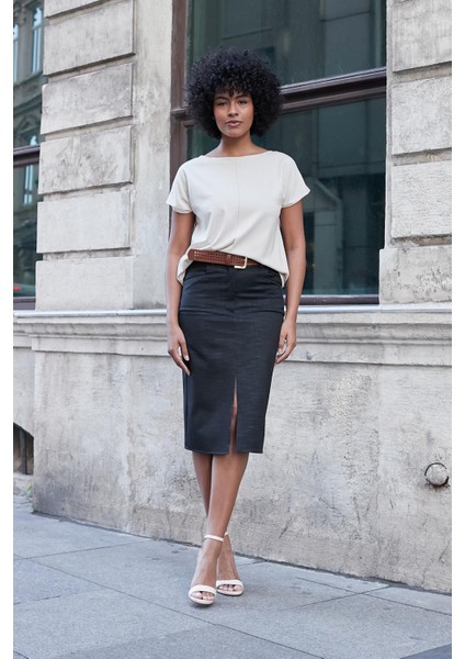 Deri Kemerli Yüksek Bel Cepli Önden Yırtmaçlı Dizaltı Kalın Kumaş Kalem Etek(Kemer Dahil)-Siyah fiyatları