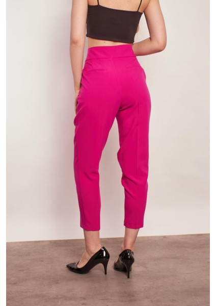 Yüksek Bel Kalın Kemerli Yan Cepli Pileli Havuç Paça Hafif Likralı Kumaş Pantolon-Açık Magenta