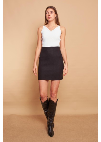 Kadın Hafif Likralı Kışlık Kaşe Yüksek Bel Diz Üstü Hafif Mini Kalem Etek(Boy 47CM)-SIYAH