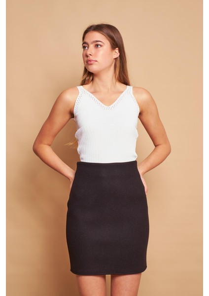 Kadın Hafif Likralı Kışlık Kaşe Yüksek Bel Diz Üstü Hafif Mini Kalem Etek(Boy 47CM)-SIYAH fiyatları