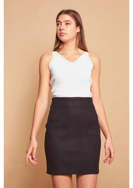 Kadın Hafif Likralı Kışlık Kaşe Yüksek Bel Diz Üstü Hafif Mini Kalem Etek(Boy 47CM)-SIYAH fırsatları