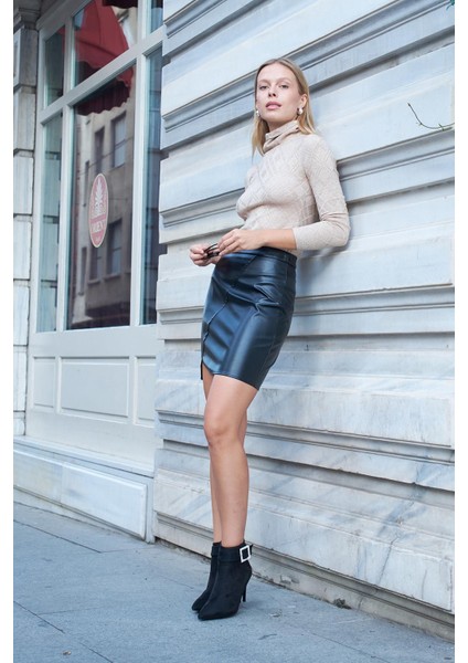 Kadın Hafif Likralı Deri Yüksek Bel Yırtmaçlı Diz Üstü Kalem Etek-Siyah fiyatları