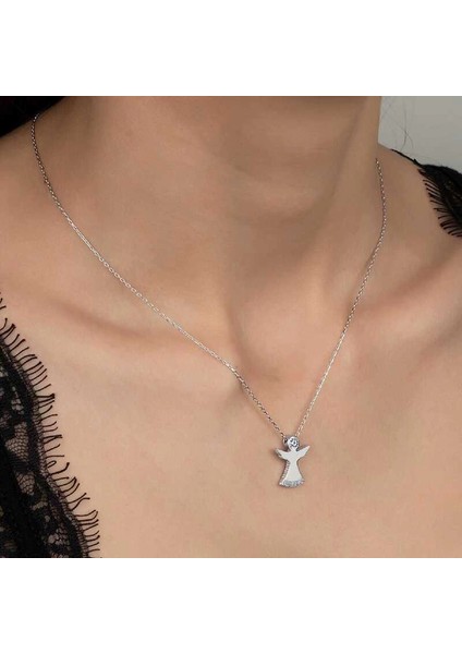 Swarovski Taşlı Gümüş Melek Bayan Kolye fiyatları